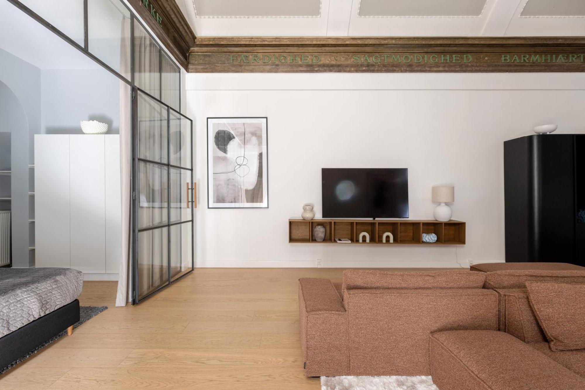 Apartamento Unique 3 Bedroom In Vibrant Frederiksberg Copenhaga