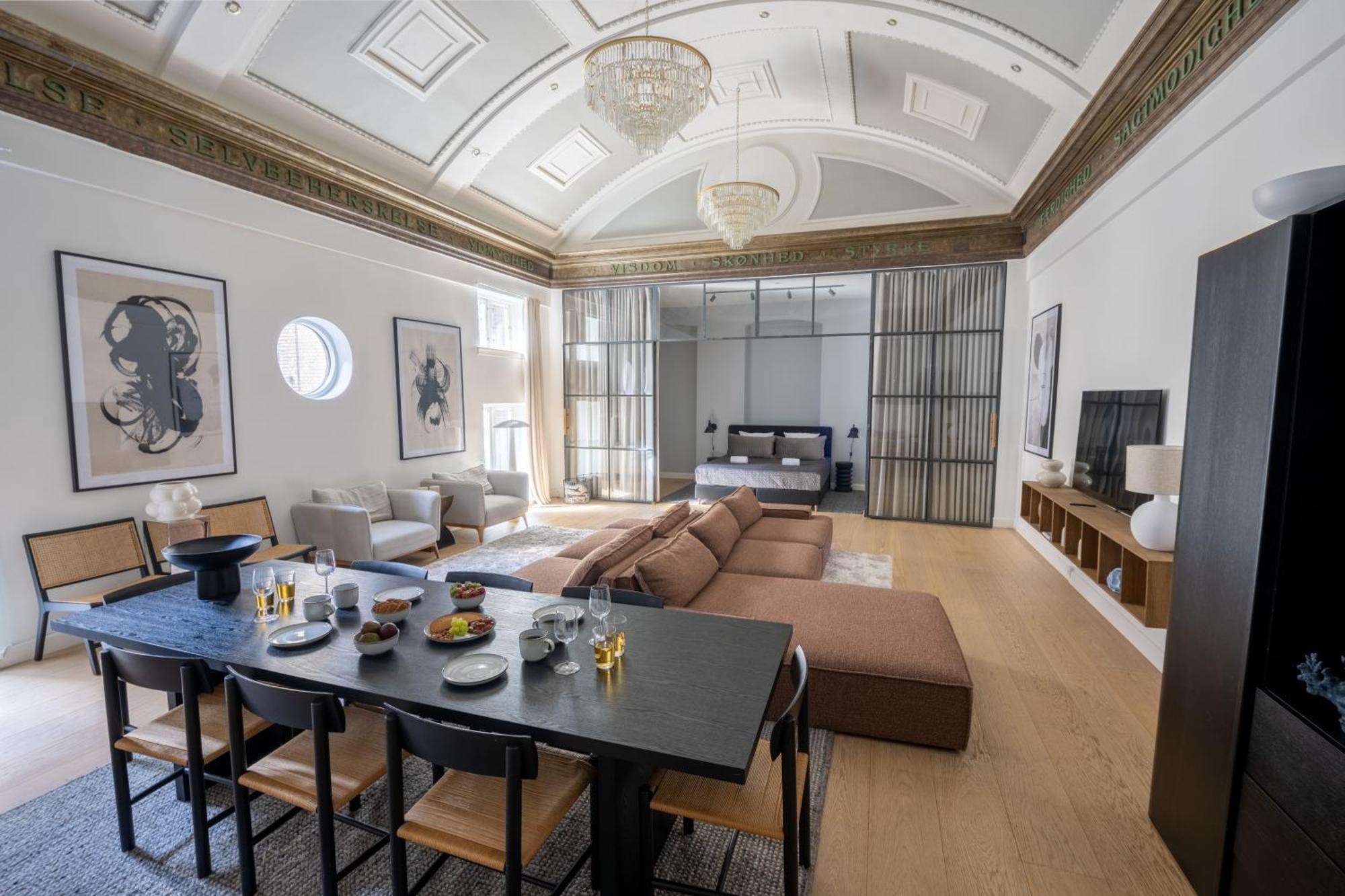 Unique 3 Bedroom In Vibrant Frederiksberg Apartamento *